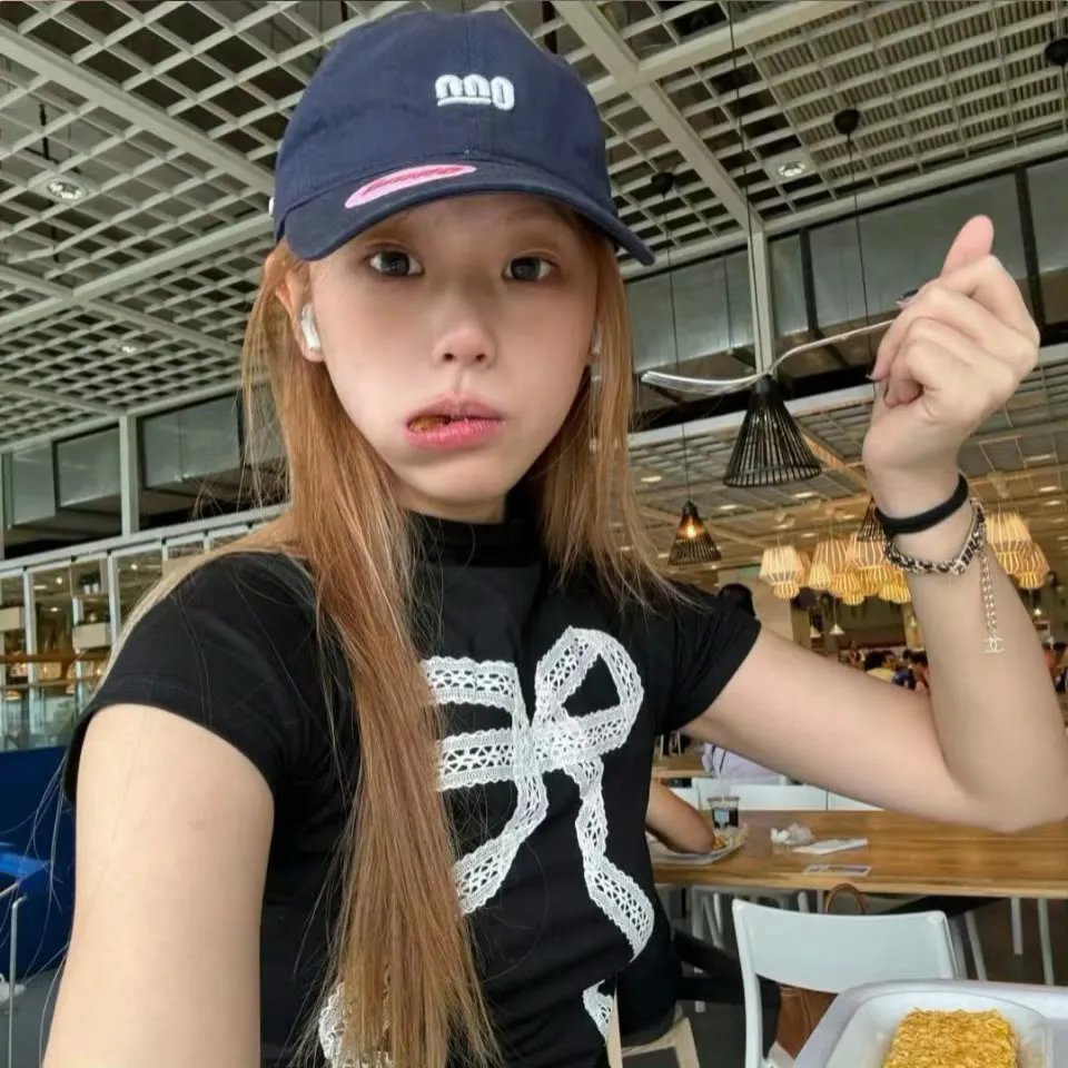 小心身后